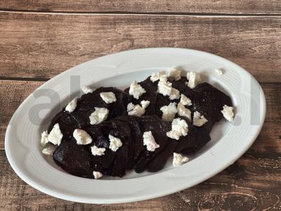 Salotos su burokėliais ir feta sūriu Žingsnis 4