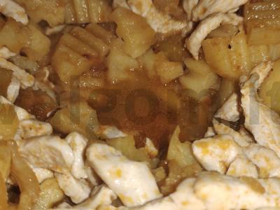 Figūriniai bulvės, troškintos su raudona karčio pasta Žingsnis 7