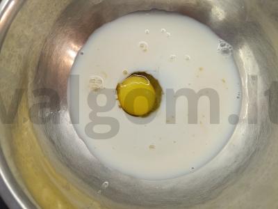 Purūs blynai su aviečių sirupu Žingsnis 3