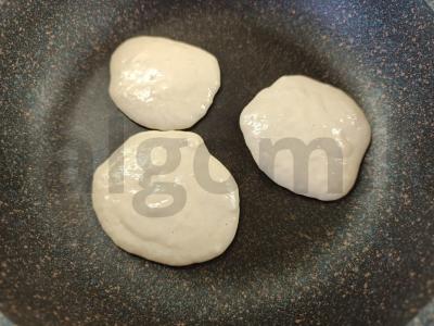 Purūs blynai su aviečių sirupu Žingsnis 6