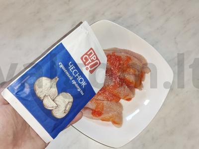 Traškūs vištienos filė stripsai oro grilyje Žingsnis 3