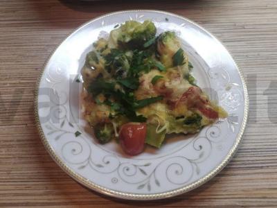 Brokolių apkepas su vyšniniais pomidorais ir sūriu Žingsnis 14