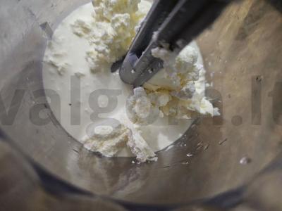 Mėlynių sūrio pyragas be kepimo Žingsnis 4