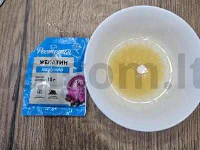 Mėlynių sūrio pyragas be kepimo Žingsnis 6