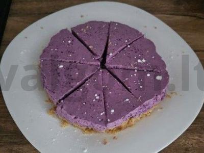 Mėlynių sūrio pyragas be kepimo pagrindine nuotrauka