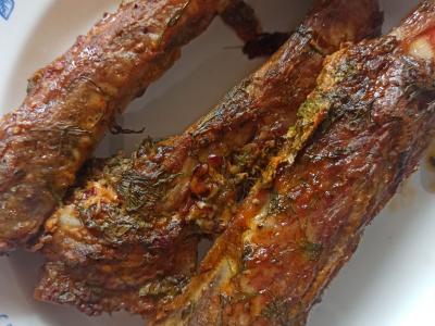 Kepti šonkauliai su garstyčiomis pagrindine nuotrauka