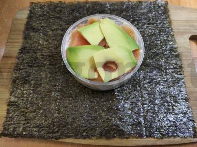 Sushi burgeris su upėtakiu Žingsnis 9