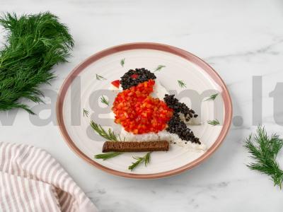 Salotas „Snieguolis“ su ryžiais pagrindine nuotrauka