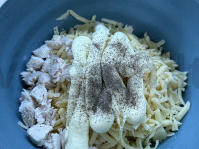 Baltymų salotas su vištiena, sūriu ir ananasais Žingsnis 5