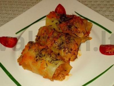 Vladimiro kopūstai ant daržovių pagalvėlės pagrindine nuotrauka