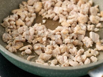 Įdaryti pomidorai su kalakutiena Žingsnis 3