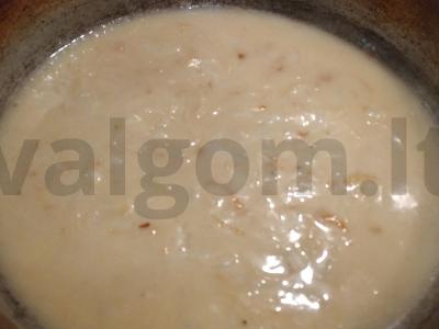 Skani vištienos šlaunelės filė grietinėlės padaže Žingsnis 7