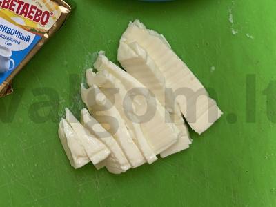 Kiaušinių vamzdelis su grietinėlės įdaru Žingsnis 1