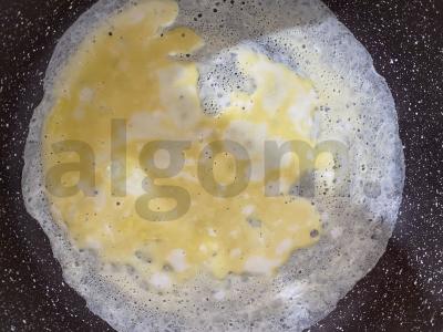 Kiaušinių vamzdelis su grietinėlės įdaru Žingsnis 3