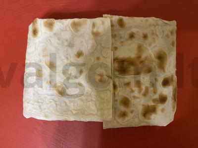 Lavašas su kepenėlių paštetu, sūriu ir salotų lapais Žingsnis 4