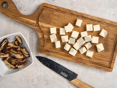 Miso sriuba su tofu sūriu ir šitake grybais Žingsnis 1
