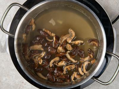 Miso sriuba su tofu sūriu ir šitake grybais Žingsnis 2