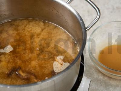 Miso sriuba su tofu sūriu ir šitake grybais Žingsnis 3