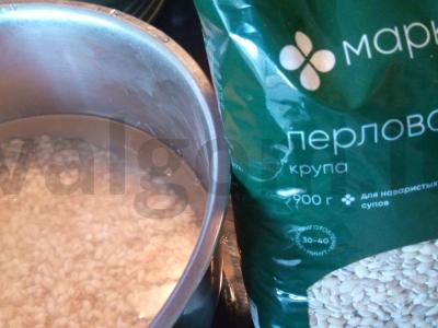 Perlinė košė su morkomis ir šviežiais žalumynais Žingsnis 1