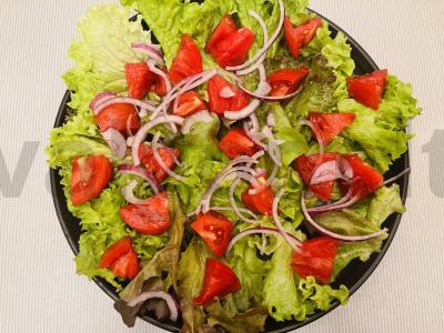 Salotos su tunu, daržovėmis ir kiaušiniais Žingsnis 2