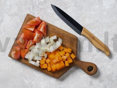 Kiauliena su daržovėmis puoduose Žingsnis 2