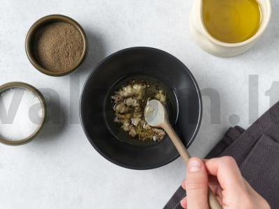 Salotas su stracciatella ir keptais saldžiaisiais pipirais Žingsnis 5