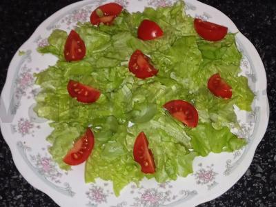 Salotas su langustinomis ir vyšniniais pomidorais Žingsnis 2