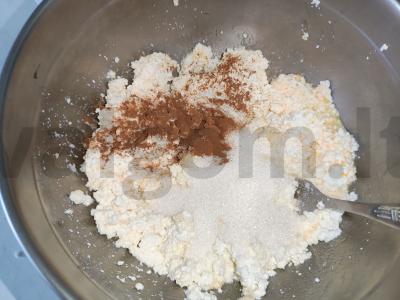 Sūrio blynai su ryžių miltais ir cinamonu Žingsnis 2