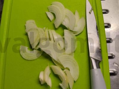 Vištienos mėsa grietinėje su kmynais Žingsnis 3