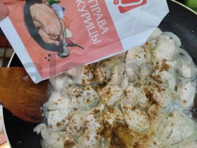 Vištienos mėsa grietinėje su kmynais Žingsnis 5