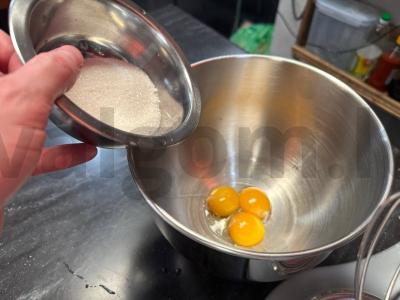 Puikus tiramisu Žingsnis 1