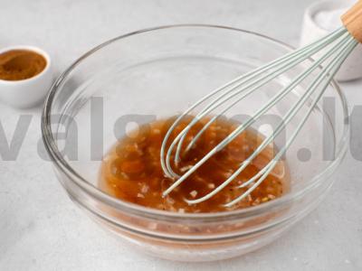 Salotas su obuoliu, spanguolėmis ir lazdyno riešutais Žingsnis 3