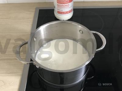 Manų košė su pienu ir tirpintu sviestu Žingsnis 1