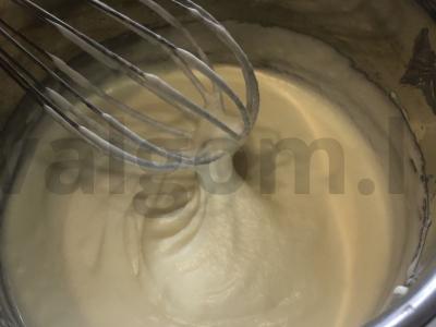 Vaflinis tortas su kondensuotu pienu Žingsnis 3