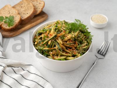 Salotas „Agurkas“ pagrindine nuotrauka