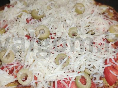 Neįprasta mėsos pica ant keptuvės Žingsnis 9