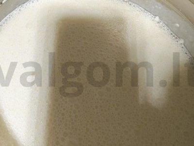 Patingėlis sūrio pyragas su varškės sūriu ir kondensuotu pienu Žingsnis 5