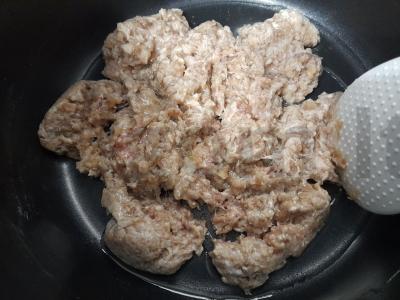 Troškintas cukinijas su faršu ir grietinės padažu Žingsnis 3