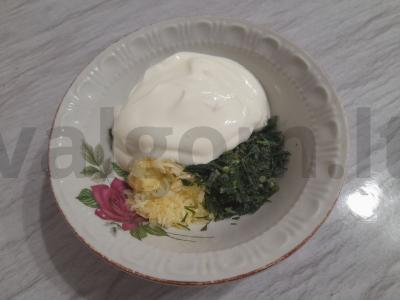 Troškintas cukinijas su faršu ir grietinės padažu Žingsnis 6