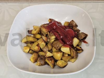 Kepta bulvė su traškia plutele pagrindine nuotrauka