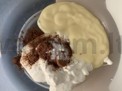 Sūrio tortas iš krekerių Žingsnis 1