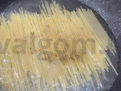 Spagečiai su provanso žolelėmis „Rotatu“ Žingsnis 3