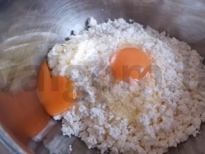 Patingėlių virtinukai iš varškės Žingsnis 2