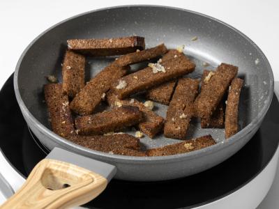 Česnakiniai skrebučiai Žingsnis 4