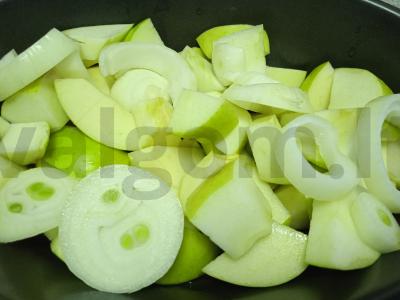 Kailinis triušis, keptas su obuoliais Žingsnis 3