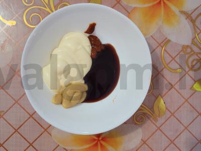 Aštrus vištienos patiekalas su bulvėmis aštriame padaže Žingsnis 1