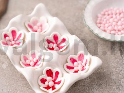 Cukriniai gėlės tortams ir pyragams Žingsnis 7