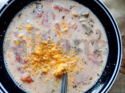 Omletas su pievagrybiais, sūriu ir pomidorais Žingsnis 12