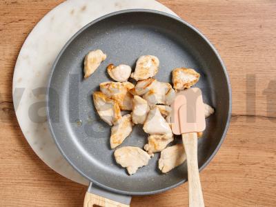 Vištiena kinietiškai su daržovėmis Žingsnis 5