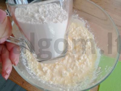 Persikų vafliai su stevija multikepėje Žingsnis 5